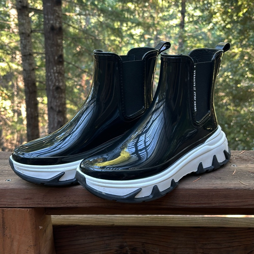 Lemon Jelly Rainboots Size 8
